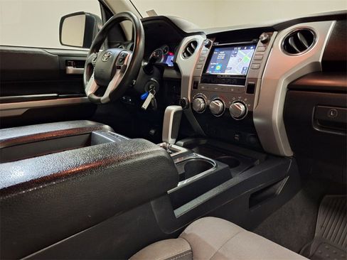 Used 2017 Toyota Tundra SR5 image 27
