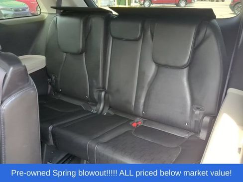 Used 2022 Kia Carnival LX FWD image 35