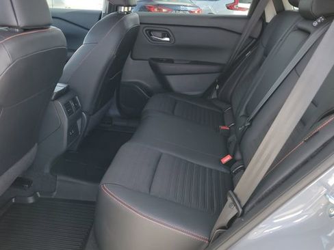 Used 2025 Nissan Rogue SV w/ Rock Creek Premium Package AWD/4WD image 8