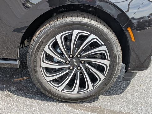 New 2026 Lincoln Navigator Black Label image 11