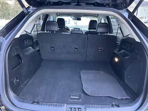 Used 2022 Ford Edge Titanium image 10