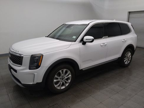 Used 2021 Kia Telluride LX FWD image 2