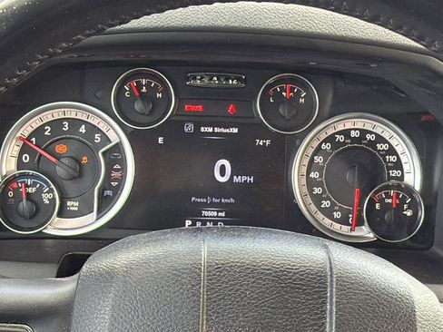 Used 2015 RAM 1500 Lone Star image 20