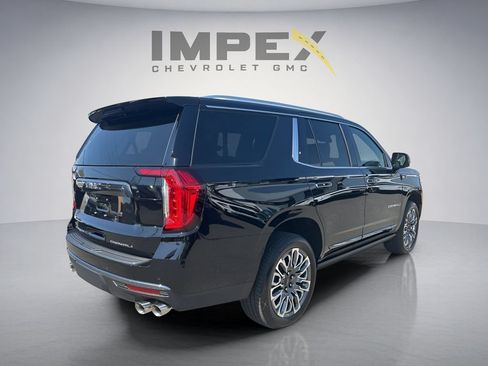Used 2023 GMC Yukon Denali Ultimate AWD/4WD image 5