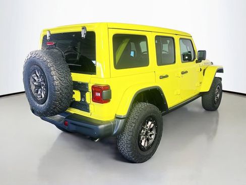 Used 2022 Jeep Wrangler Unlimited Rubicon w/ Trailer Tow Package image 7