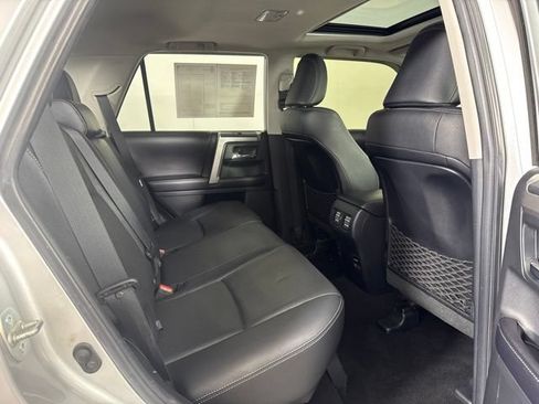 Used 2016 Toyota 4Runner Limited AWD/4WD image 5