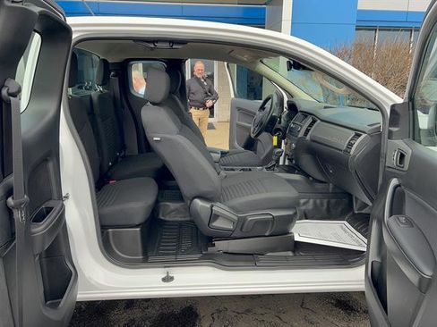 Used 2019 Ford Ranger XL w/ Equipment Group 101A Mid image 13