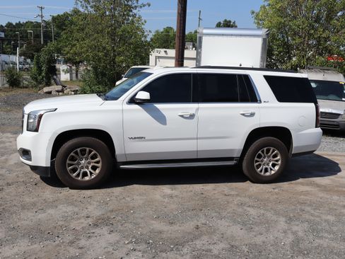 Used 2015 GMC Yukon SLT w/ Open Road Package RWD image 19