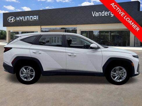 New 2026 Hyundai Tucson SE image 10