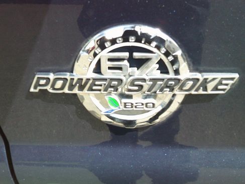 Used 2014 Ford F350 Lariat w/ Lariat Interior Package AWD/4WD image 4