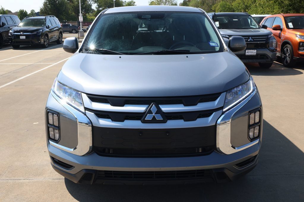 Used 2026 Mitsubishi Outlander Sport ES AWD/4WD image 2