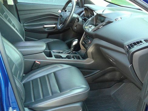 Used 2019 Ford Escape SEL AWD/4WD image 22
