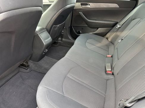 Used 2019 Hyundai Sonata SE image 14