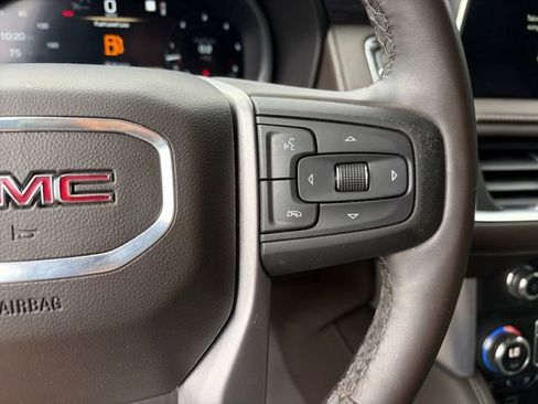 Used 2023 GMC Yukon SLT w/ SLT Luxury Package RWD image 8