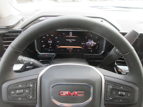 New 2026 GMC Sierra 1500 SLE w/ Max Trailering Package AWD/4WD image 17