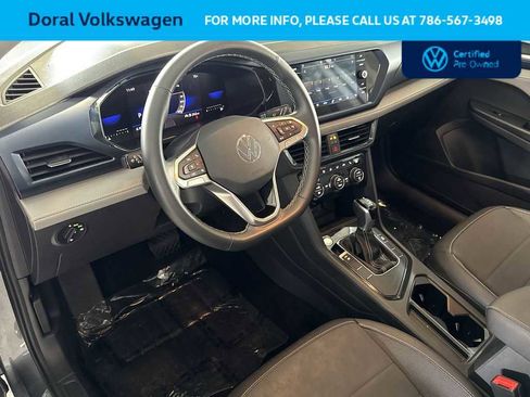 Certified 2024 Volkswagen Taos SE image 13