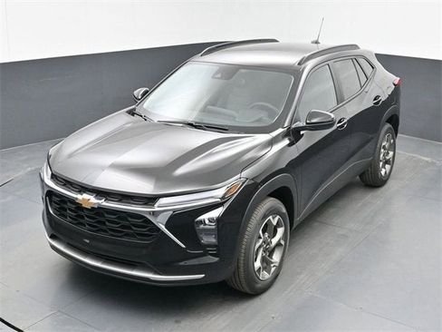 New 2026 Chevrolet Trax LT w/ Driver Confidence Package image 35