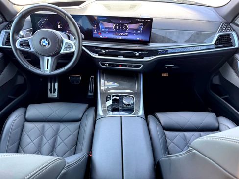 Used 2026 BMW X5 M60i image 25