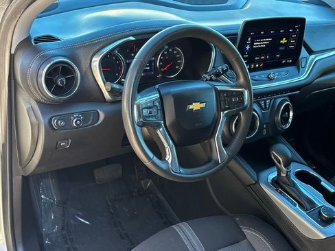 Used 2023 Chevrolet Blazer LT image 14