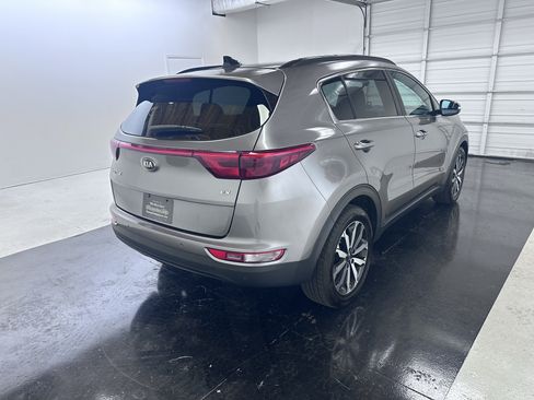 Used 2018 Kia Sportage EX w/ EX Technology Package FWD image 29