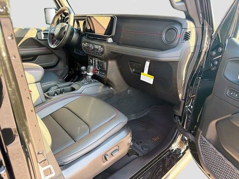 New 2026 Jeep Wrangler Unlimited Rubicon 392 w/ Quick Order Package 27X Moab AWD/4WD image 13