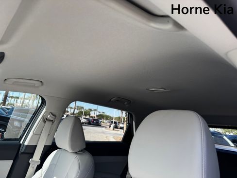 New 2026 Kia Sorento EX image 14