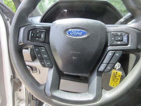 Used 2019 Ford F350 XL w/ Power Equipment Group RWD image 24