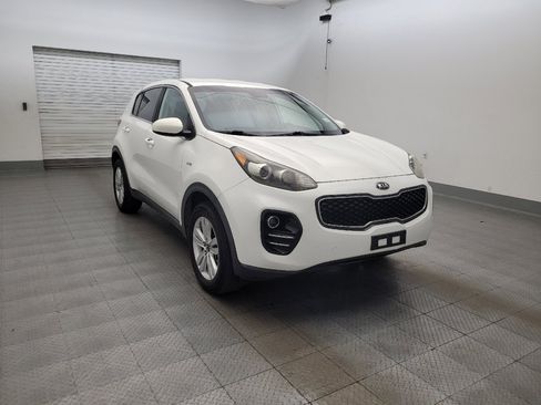 Used 2019 Kia Sportage LX AWD/4WD image 13