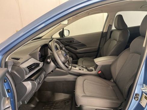 Used 2024 Subaru Crosstrek 2.0i Premium image 9