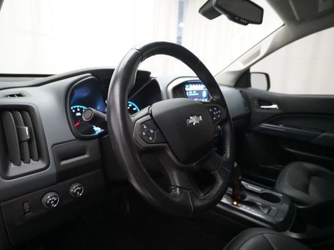 Used 2018 Chevrolet Colorado Z71 w/ Centennial Edition image 8