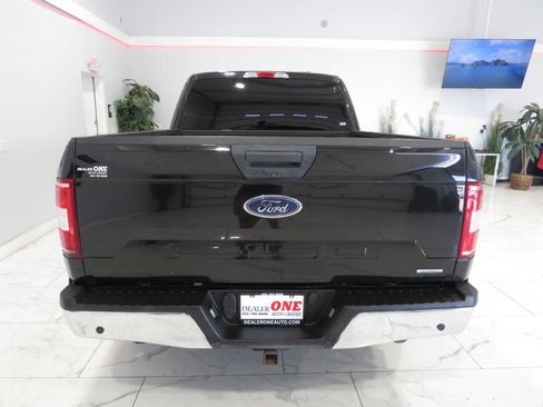 Used 2019 Ford F150 XLT w/ Trailer Tow Package RWD image 4