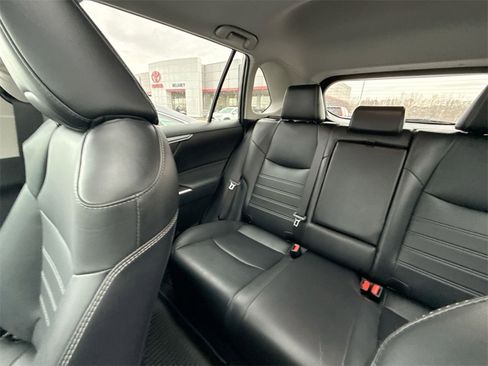 Used 2023 Toyota RAV4 XLE Premium image 12