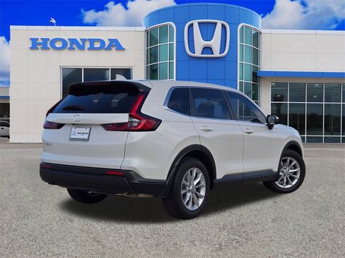 Used 2024 Honda CR-V EX image 3