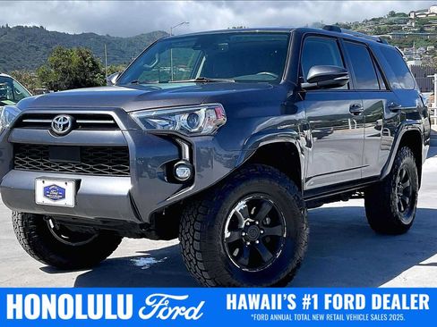 Used 2021 Toyota 4Runner SR5 Premium w/ Moonroof Package AWD/4WD image 1
