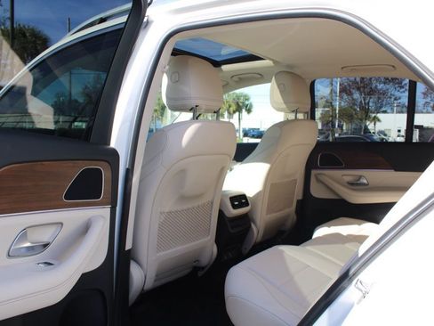 Certified 2024 Mercedes-Benz GLE 350 4MATIC image 31