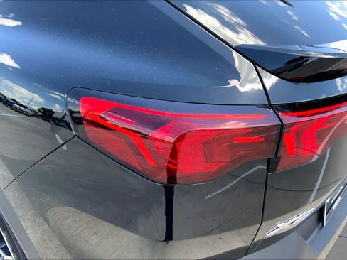 Used 2026 BMW X2 xDrive28i AWD/4WD image 28