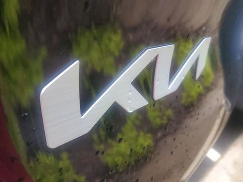 Used 2023 Kia Sportage EX FWD image 8