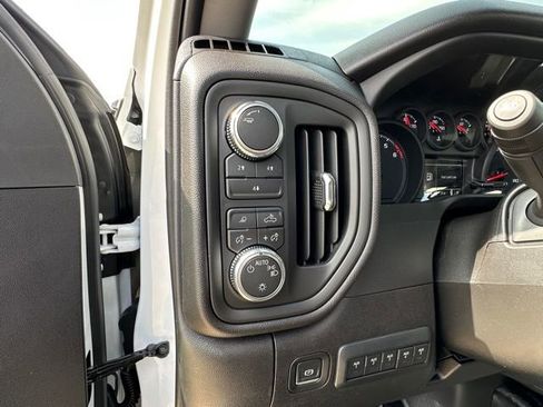 New 2026 GMC Sierra 2500 Pro w/ 1SA Pro Safety Plus Package AWD/4WD image 15