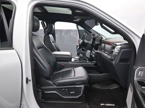 Used 2023 Ford F150 Lariat w/ Equipment Group 502A High AWD/4WD image 31