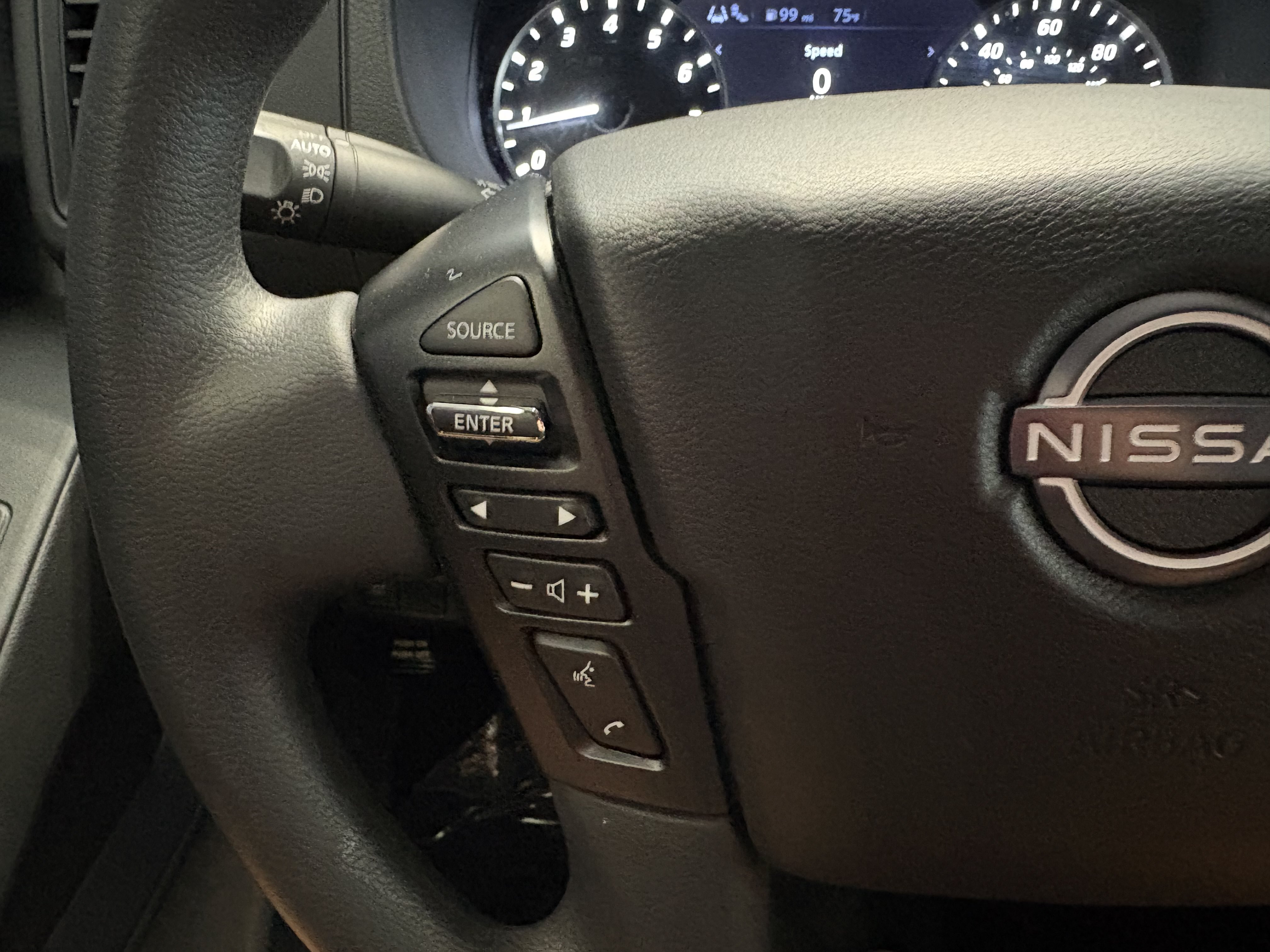 Used 2023 Nissan Frontier S w/ Technology Package RWD image 21