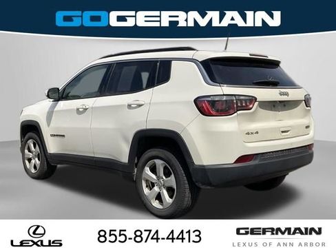 Used 2018 Jeep Compass Latitude w/ Cold Weather Group AWD/4WD image 5