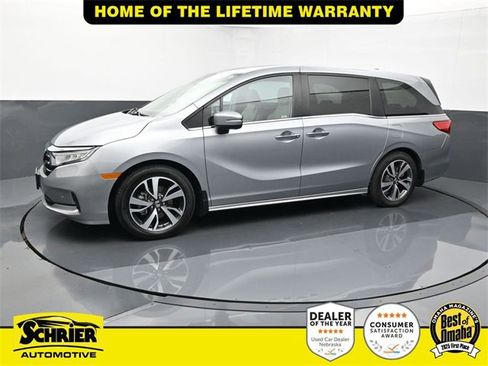 Used 2023 Honda Odyssey Touring image 3