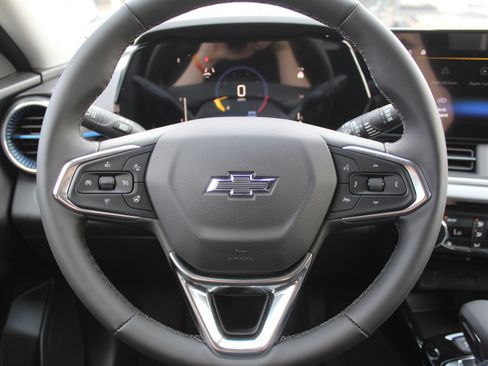 New 2026 Chevrolet Trax LT image 11