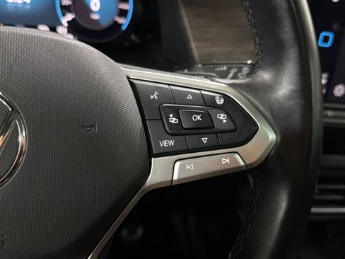 Used 2024 Volkswagen Atlas SEL Premium R-Line AWD/4WD image 23