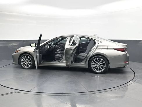Used 2019 Lexus ES 350 w/ Premium Package FWD image 43