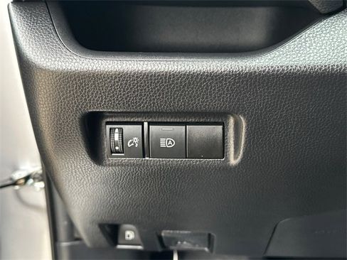 Certified 2021 Toyota RAV4 LE image 20