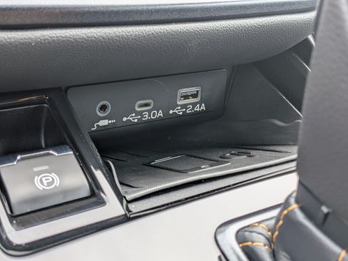 Used 2025 Subaru Outback Wilderness AWD/4WD image 31