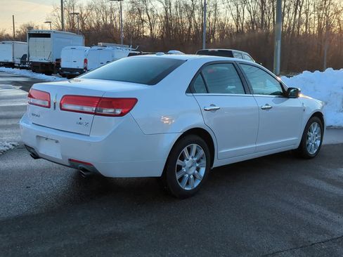 Used 2012 Lincoln MKZ image 8