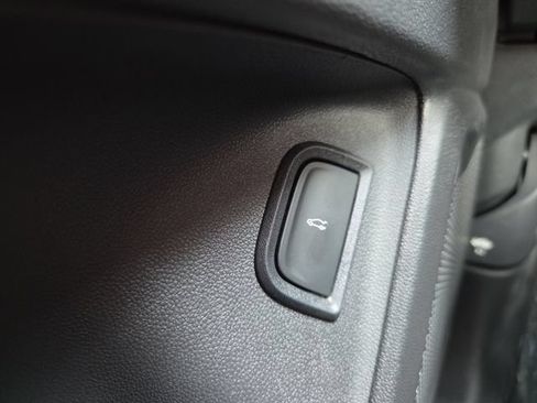 Used 2026 Chevrolet Blazer EV LT FWD image 28