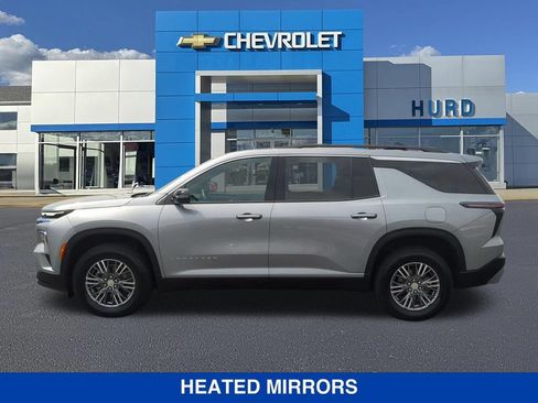 New 2026 Chevrolet Traverse LT FWD image 8